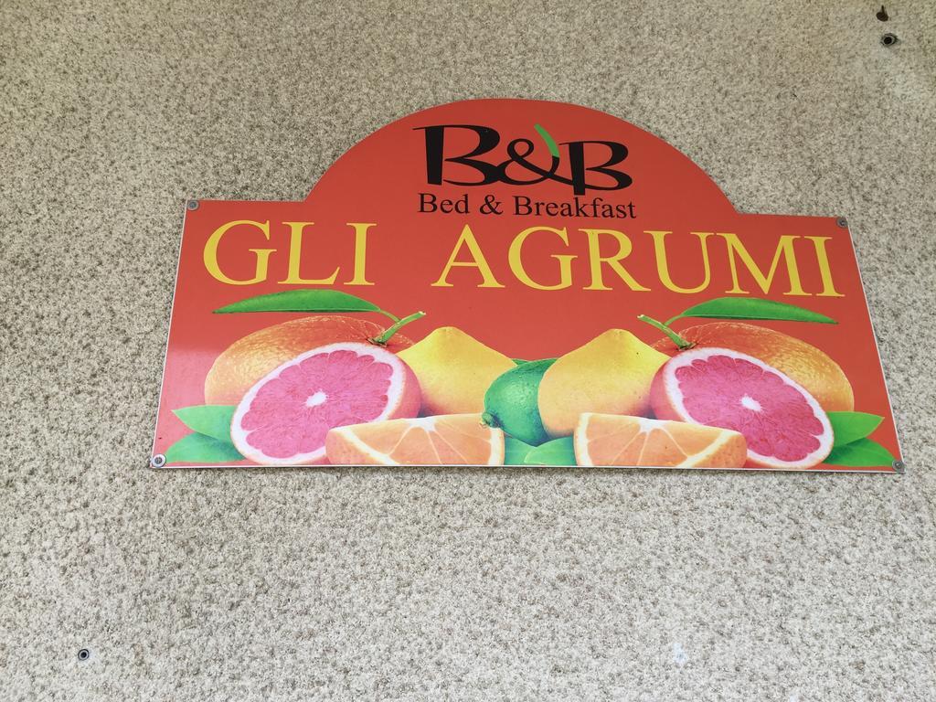 Gli Agrumi Giustenice Eksteriør billede
